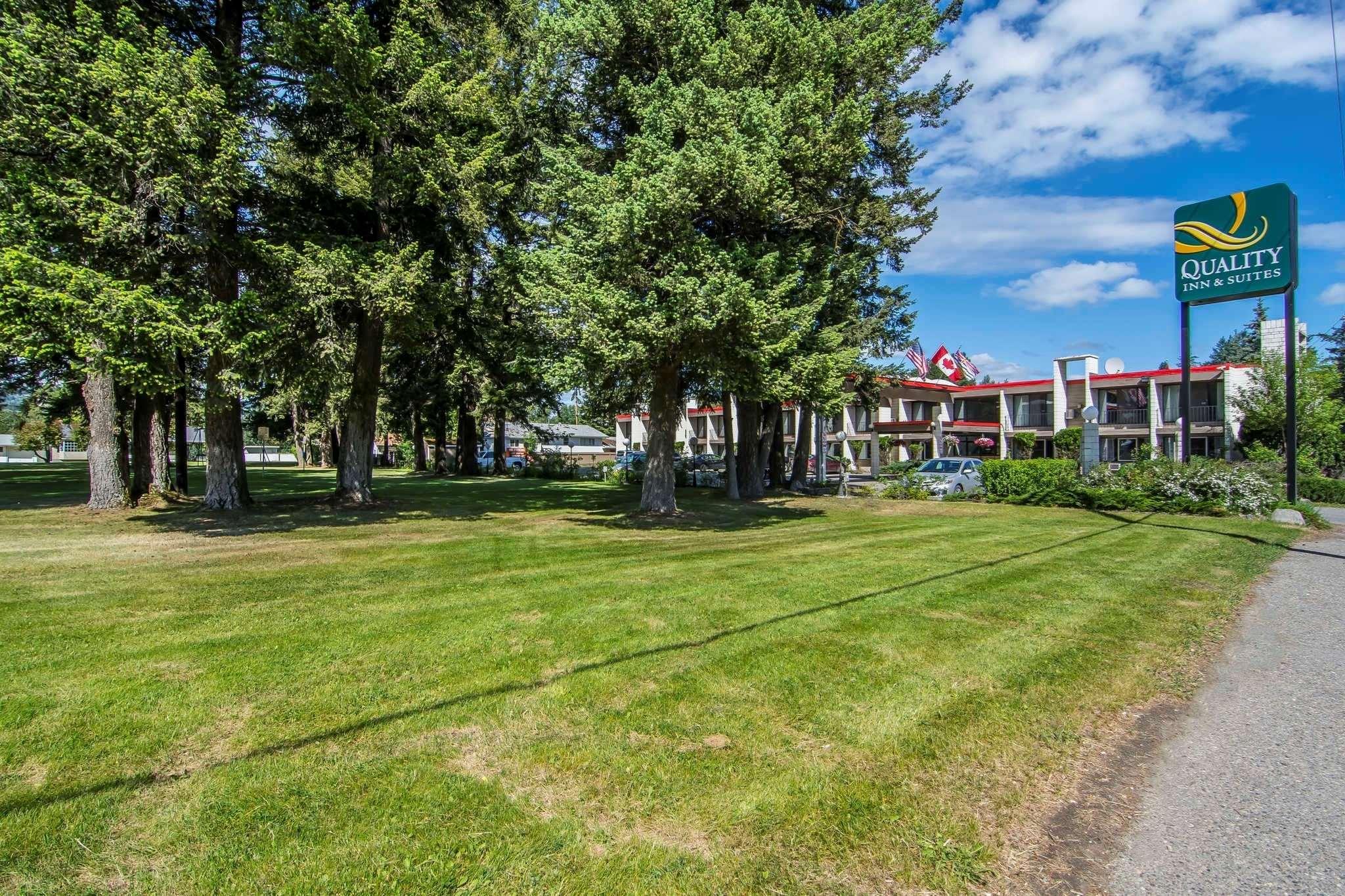 Prestige Riverside Lodge Кенель Экстерьер фото