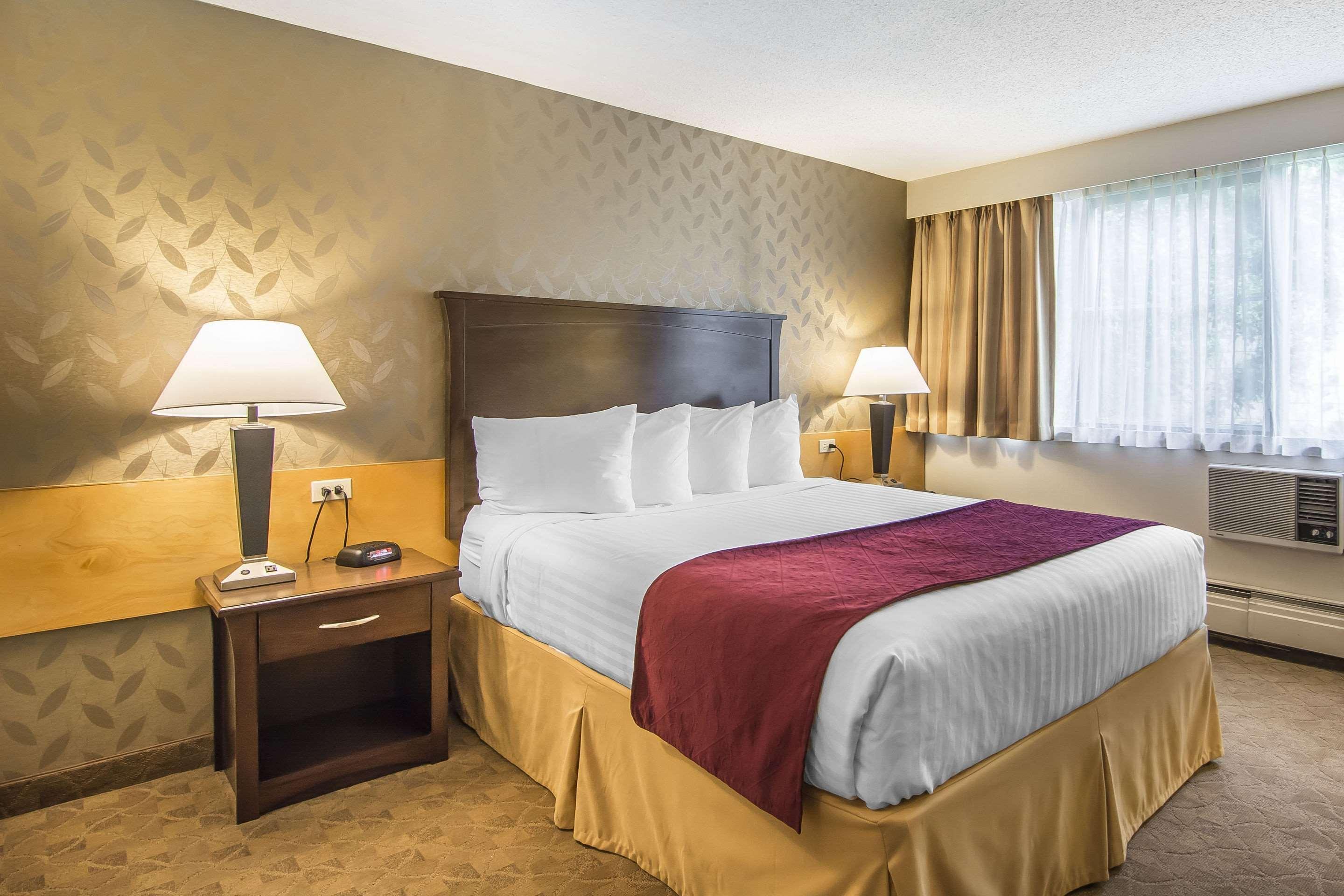 Prestige Riverside Lodge Кенель Экстерьер фото