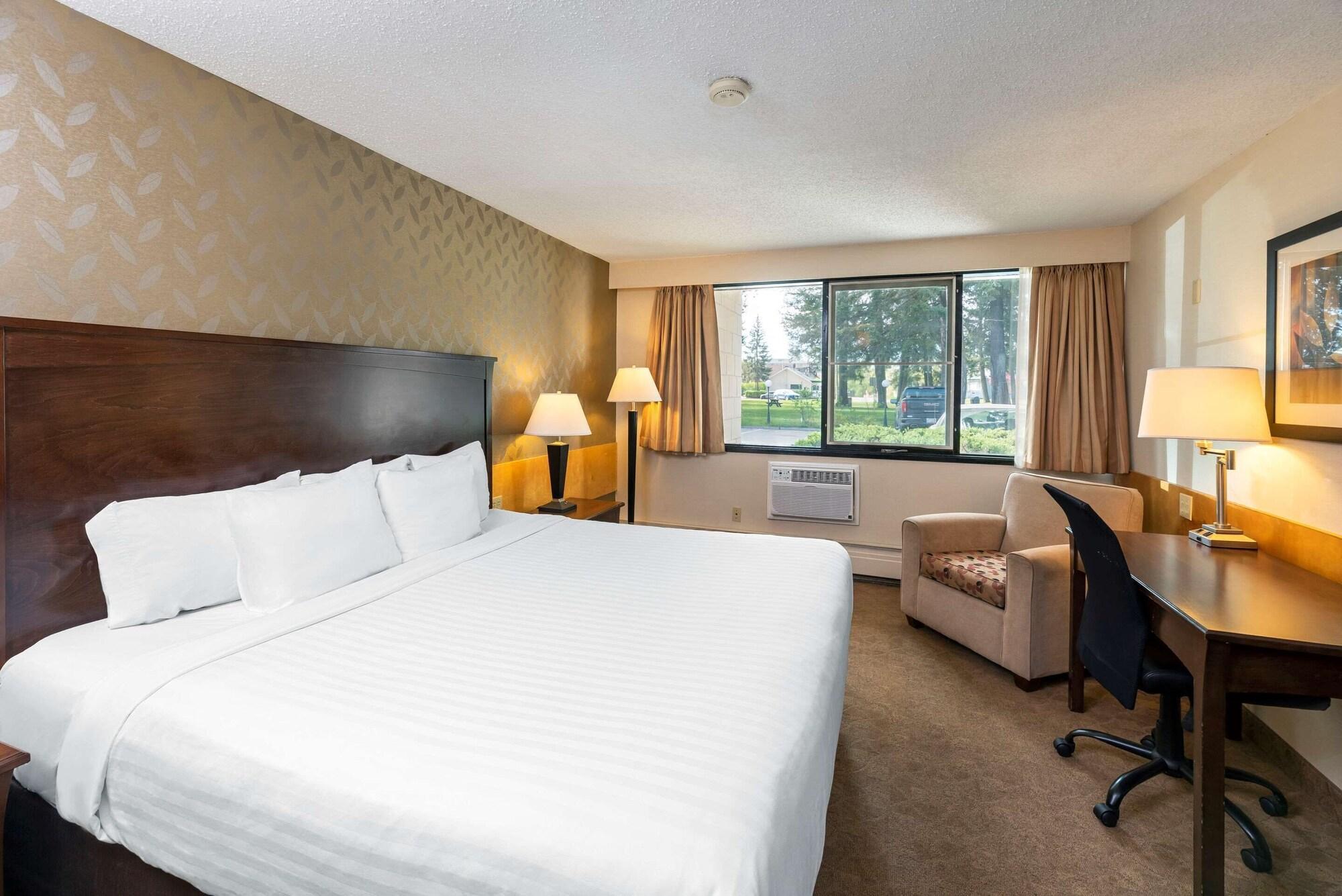 Prestige Riverside Lodge Кенель Экстерьер фото