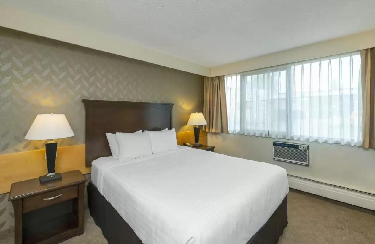 Prestige Riverside Lodge Кенель Экстерьер фото