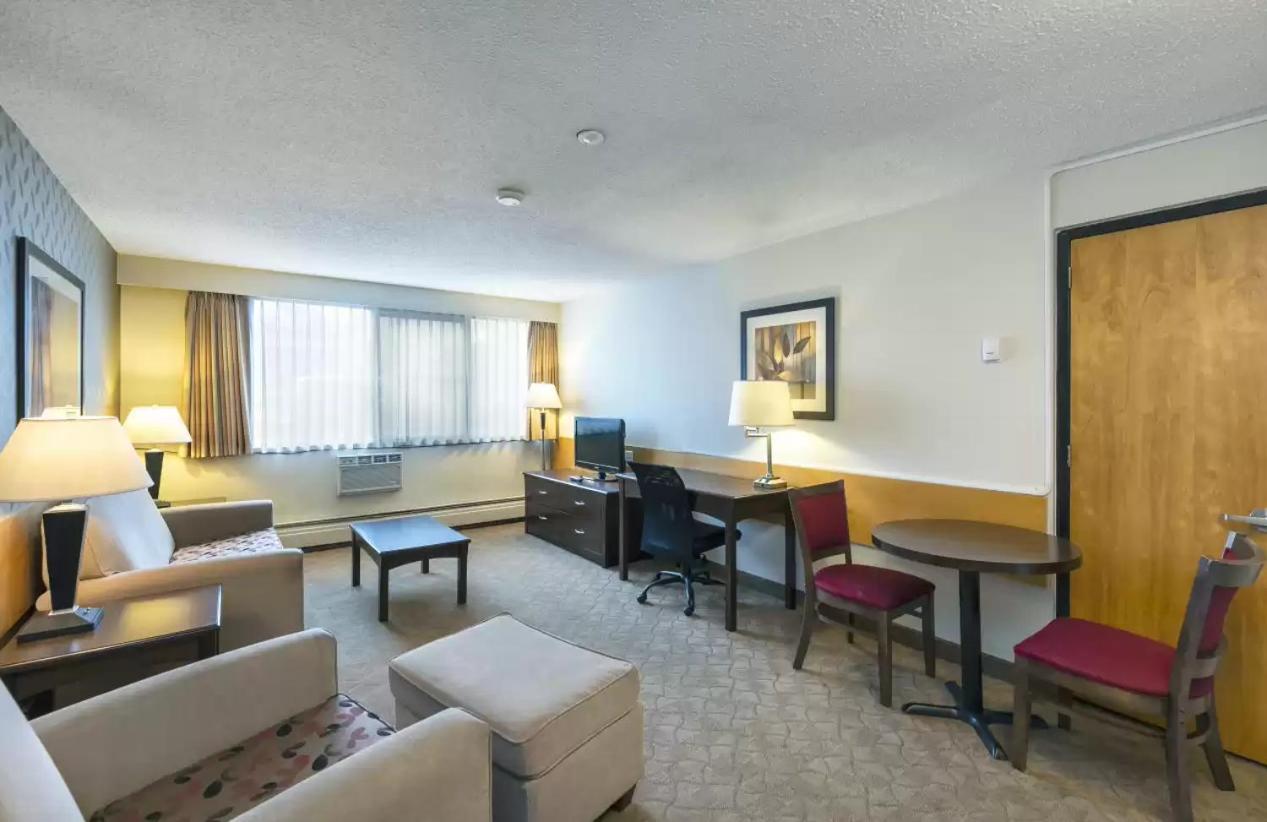 Prestige Riverside Lodge Кенель Экстерьер фото